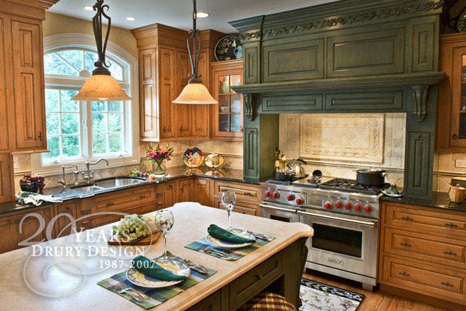 https://www.drurydesigns.com/wp-content/uploads/2014/10/drury-kitchen-traditional-15.jpg