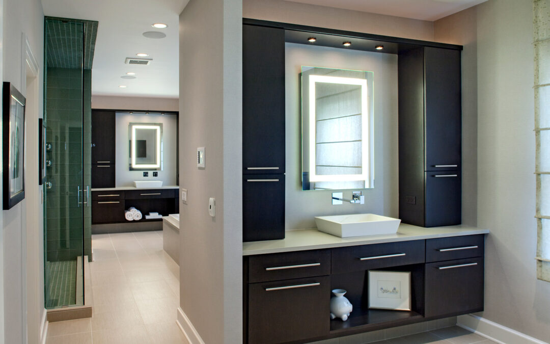 His and Hers Contemporary Master Bathroom