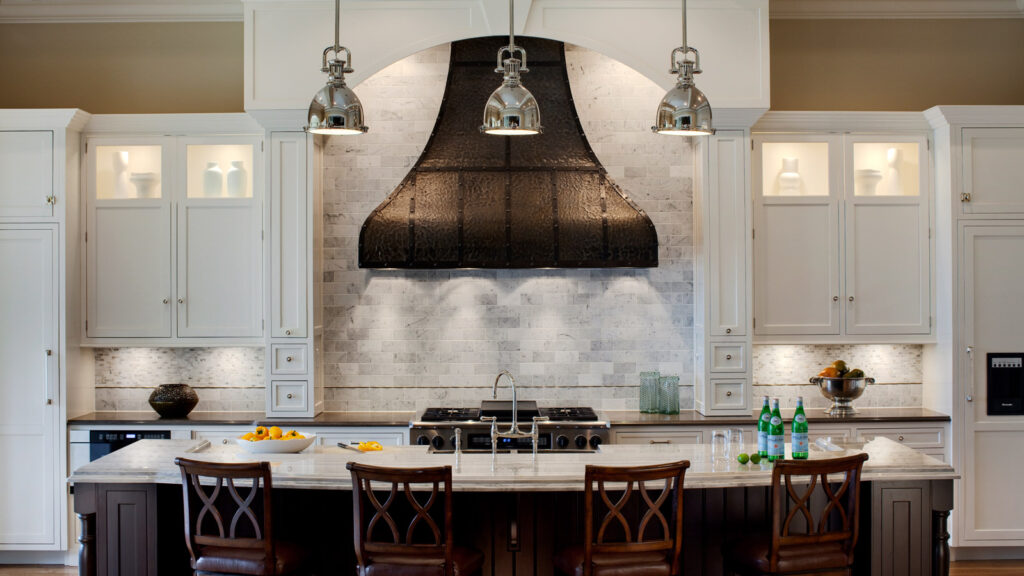 Refined Traditional Kitchen in Burr Ridge Drury Design
