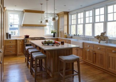 Traditional Kitchen with a Fresh Perspective – Lombard, IL