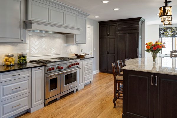 High End Kitchen Appliances in Luxury Kitchen Design