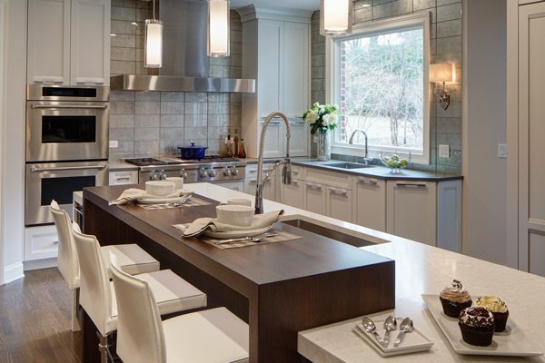 Contemporary Suburban Kitchen Remodel