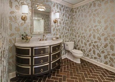 Stately Golden Bathroom – Glen Ellyn, IL