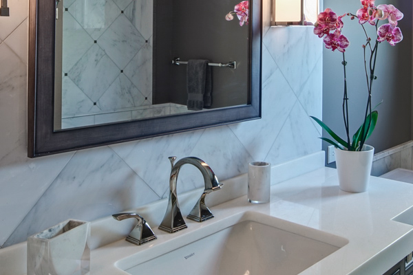 Elegant Marble Bathroom – Glen Ellyn, IL