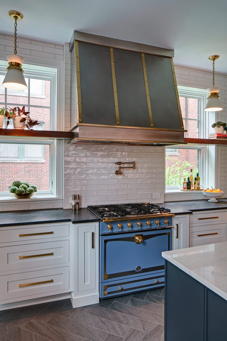Fresh Vintage Kitchen - Chicago's Hyde Park - Drury Design