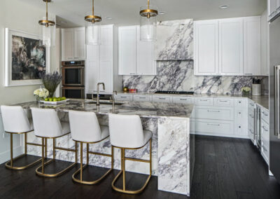 Luxe Marble Kitchen – Chicago’s Gold Coast