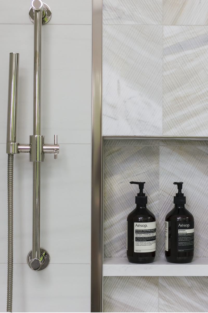 Modern_Architectural_Rebirth_Drury-Design-Copyright_Chicago_shower-niche-detail