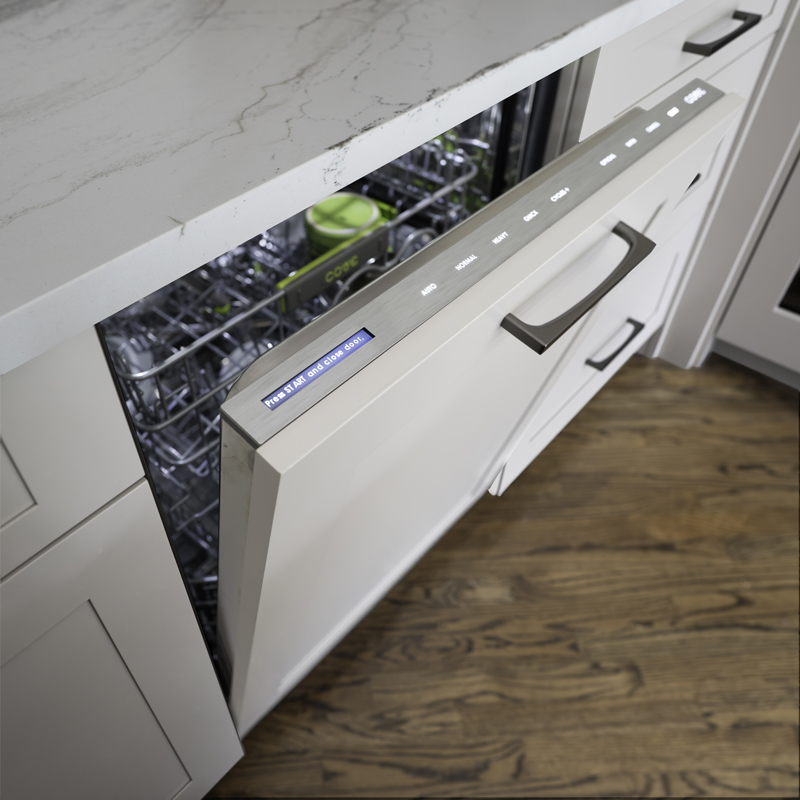 Family-Centered-Kitchen_Barrington-Hills_Drury-Design_Paneled-Dishwasher-Cove_2_Copyright-2025