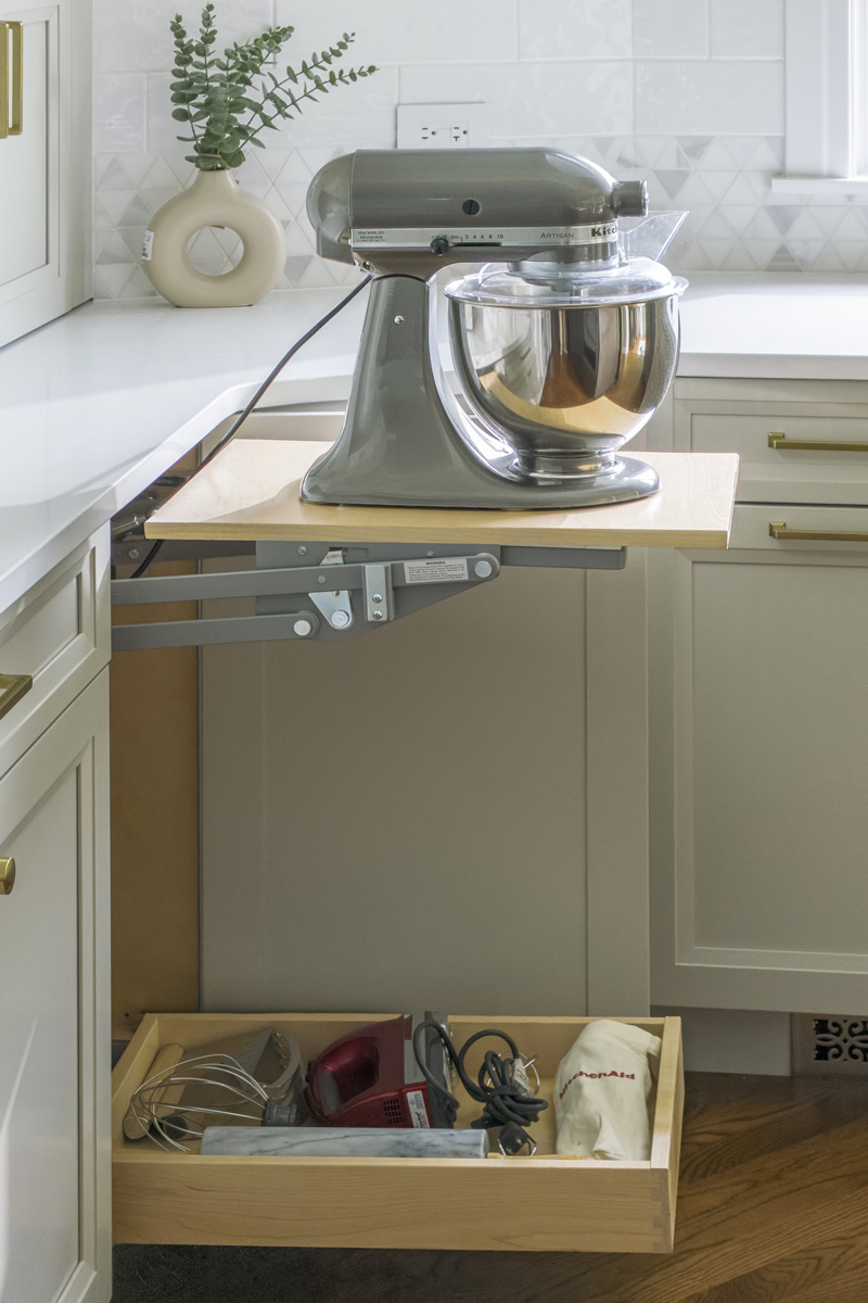 Modern-Warm-Kitchen-Remodel_Mixer-Stand_Drury-Design-Chicago_Copyright-2025
