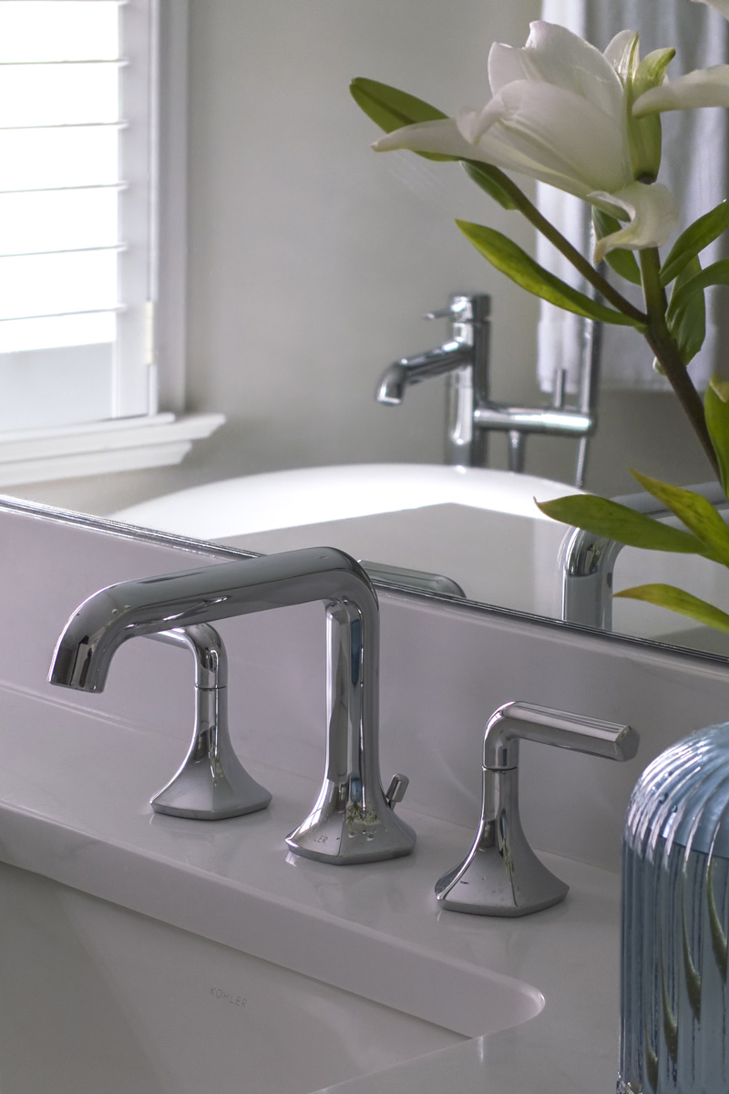 Transitional-Elegance_Primary-Faucet-Drury-Design-Chicago_Copyright-2025