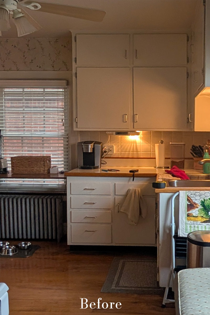 Classic-Revival_Chicago_1920s-Home-Kitchen_Drury-Design_Copyright-2025_1-BEFORE