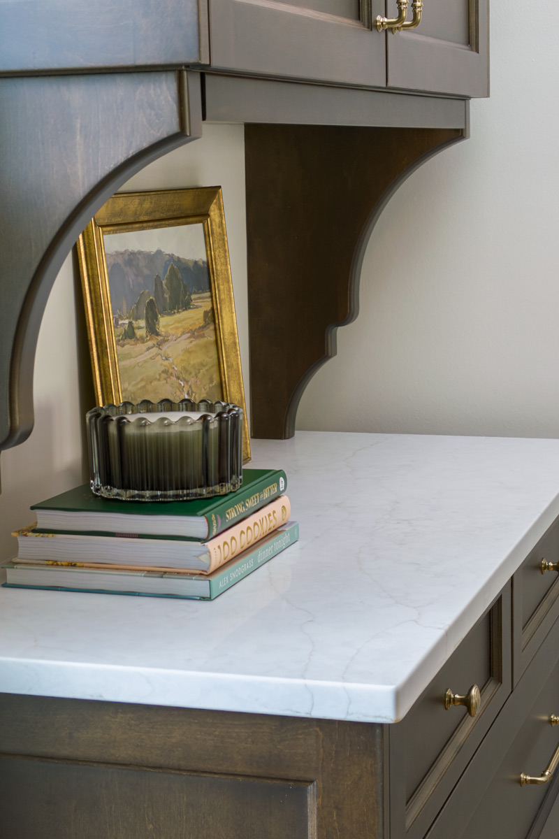 Classic-Revival_Chicago_1920s-Home-Kitchen_Drury-Design_Copyright-2025_Dining-Area-Cabinetry-Detail