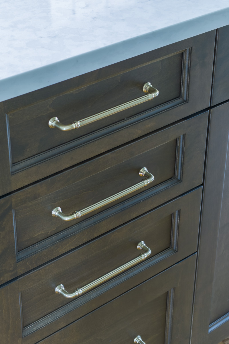 Classic-Revival_Chicago_1920s-Home-Kitchen_Drury-Design_Copyright-2025_Dining-Area-Cabinetry-Drawers