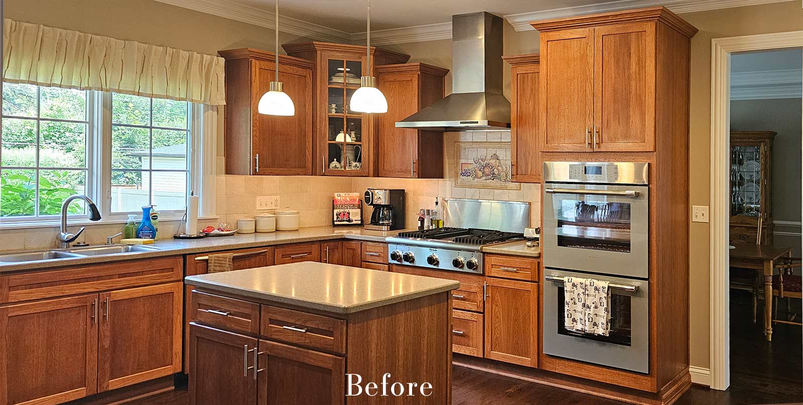 Transitional-Kitchen-with-Wet-Bar-and-Powder-Room-Refresh_Drury-Design_Copyright-2026_1_BEFORE