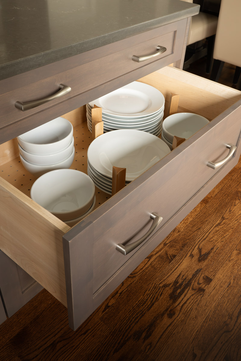 Transitional-Kitchen-with-Wet-Bar-and-Powder-Room-Refresh_Drury-Design_Copyright-2026_Dish-storage