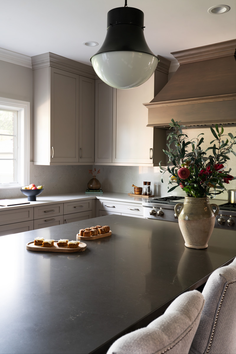 Transitional-Kitchen-with-Wet-Bar-and-Powder-Room-Refresh_Drury-Design_Copyright-2026_Island-Hood