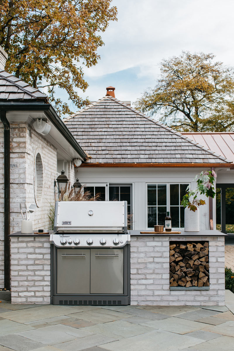 Outdoor-Kitchen_Year-Round-Retreat_Barrington-Hills_Drury-Design-Chicago_Margaret-Rajic-Photography_Copyright-2025