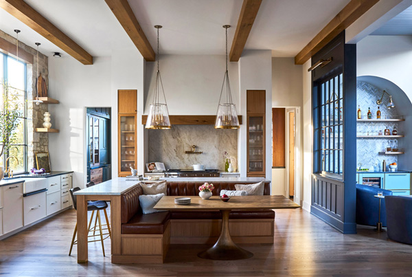 Two Kitchens, One Home – Burr Ridge, IL