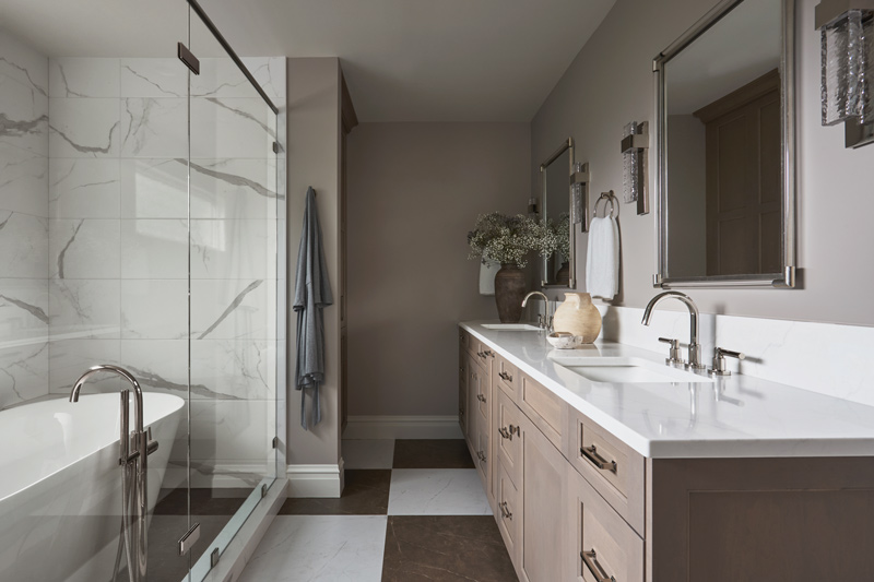 Warm Neutral Primary Bath with a Wet Room – Hinsdale, IL